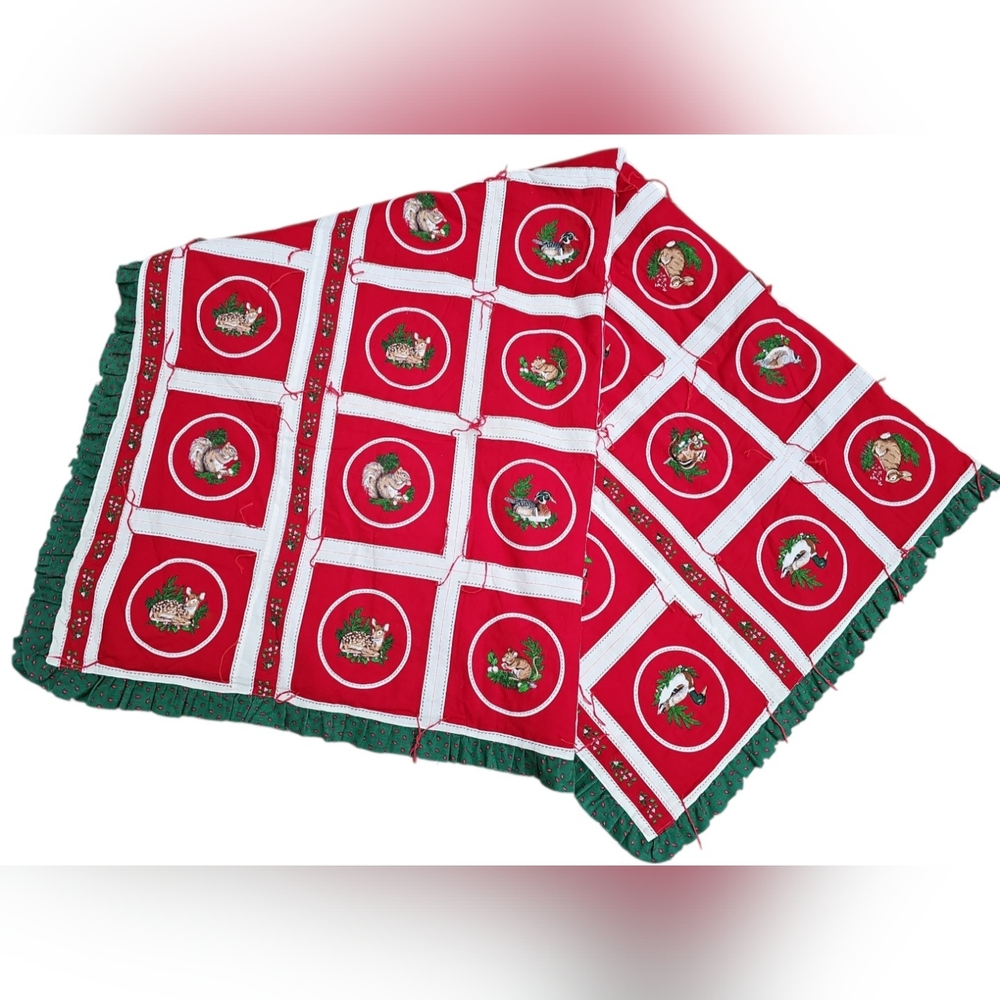 Vtg Woodland Creatures Christmas Quilted Blanket Duck Squirrel Bunny Fawn Quail